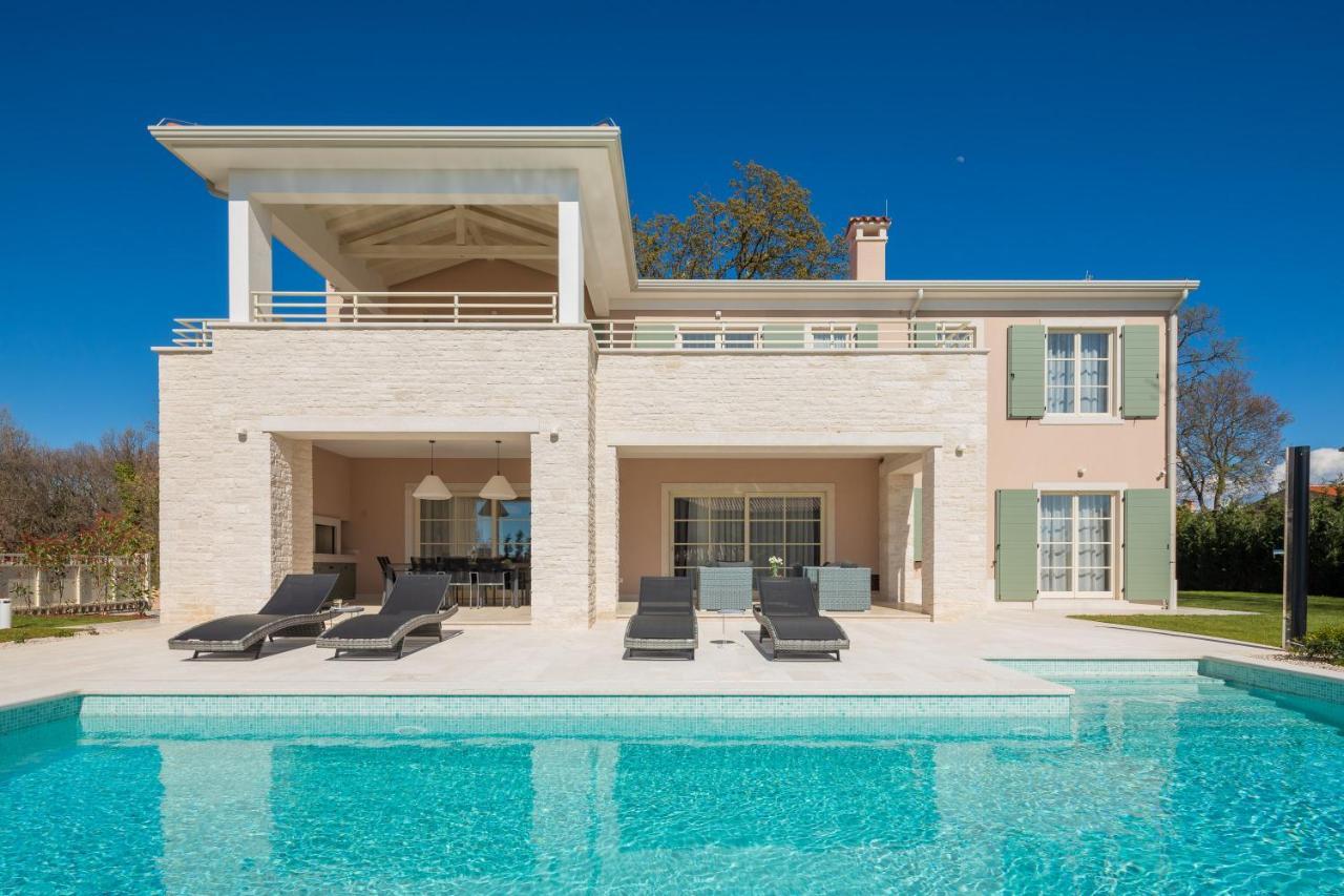 Villa Estelle By Ilc Brtonigla Eksteriør bilde